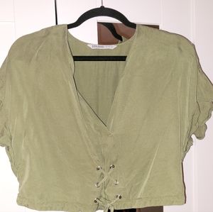ZARA Cropped shirt